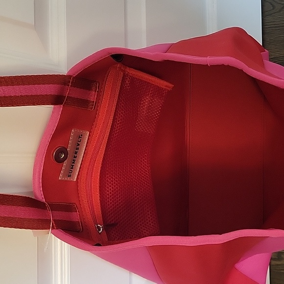 Summersalt Neoprene Tote - Picture 2 of 2